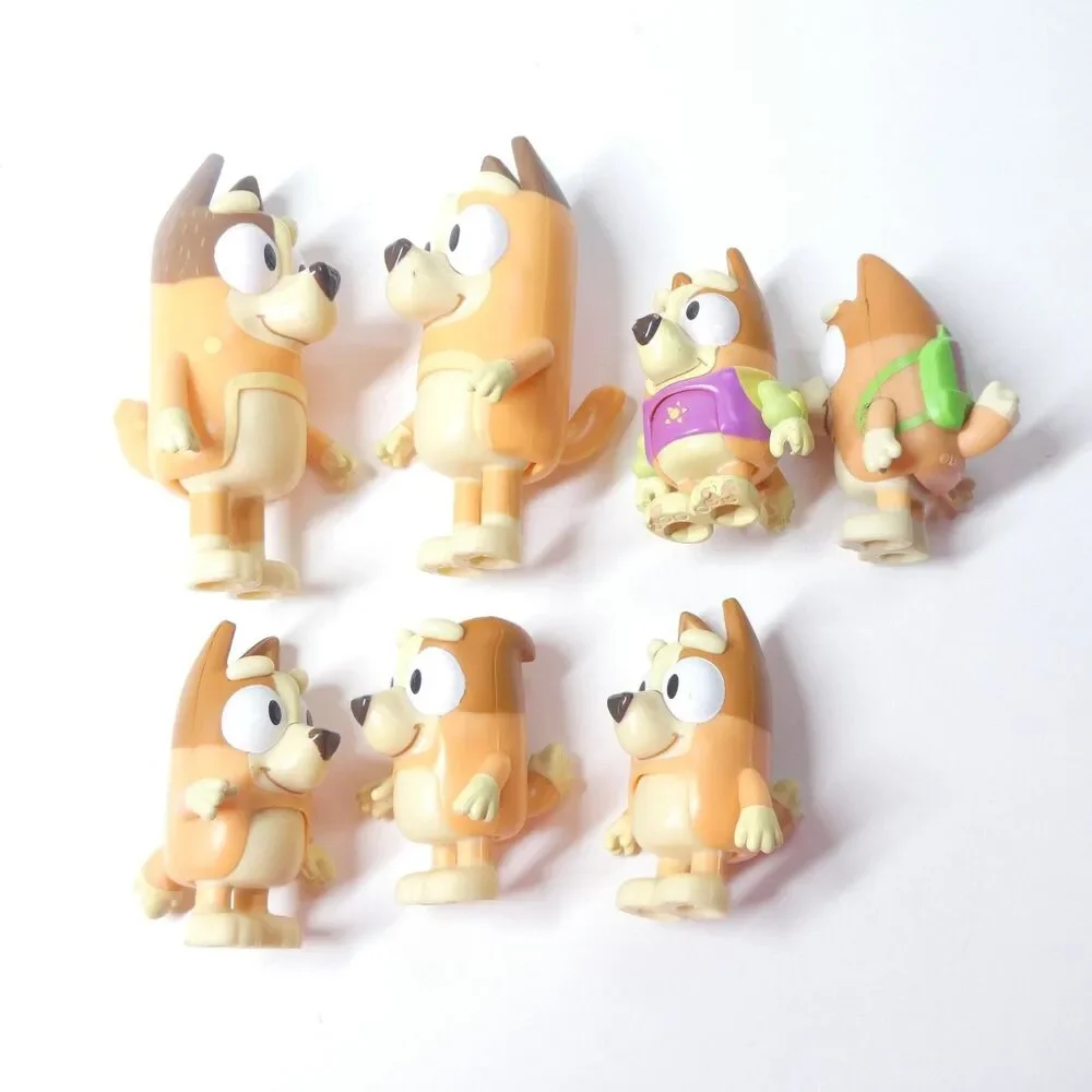Bluey Action Figures Lot Bingo + Chilli Mom Lot of 7